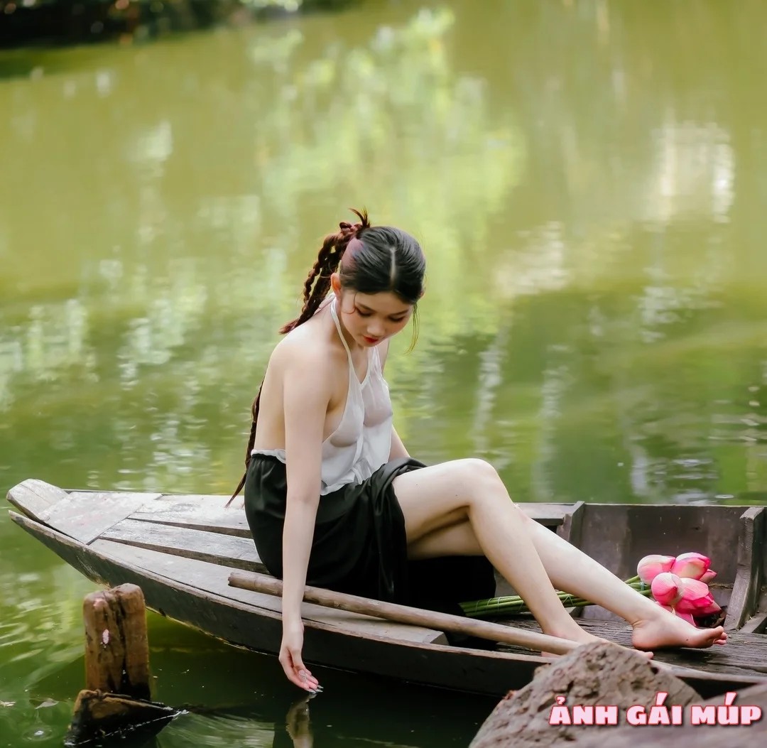 Giày dép áo yếm